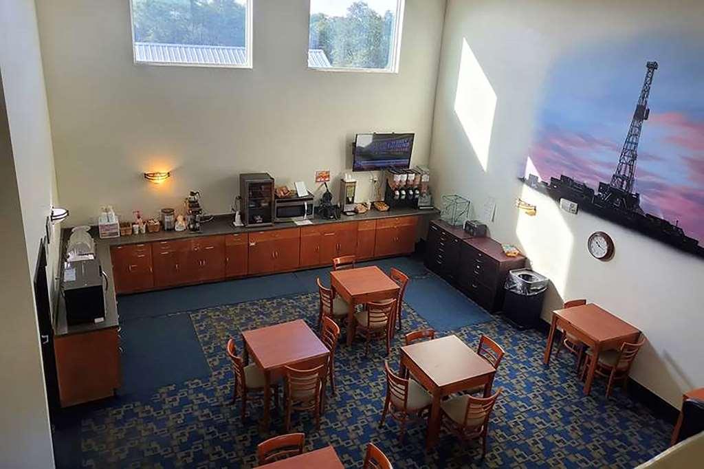 Fairbridge Inn & Suites Canadian Einrichtungen foto